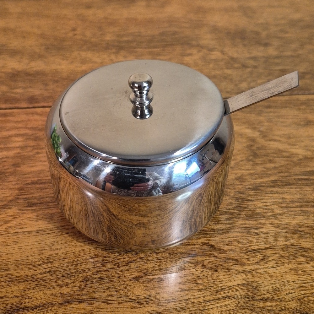 VINTAGE Shiny Chrome Cream and Sugar Set With Spoon And Tray - Picture 8 of 16